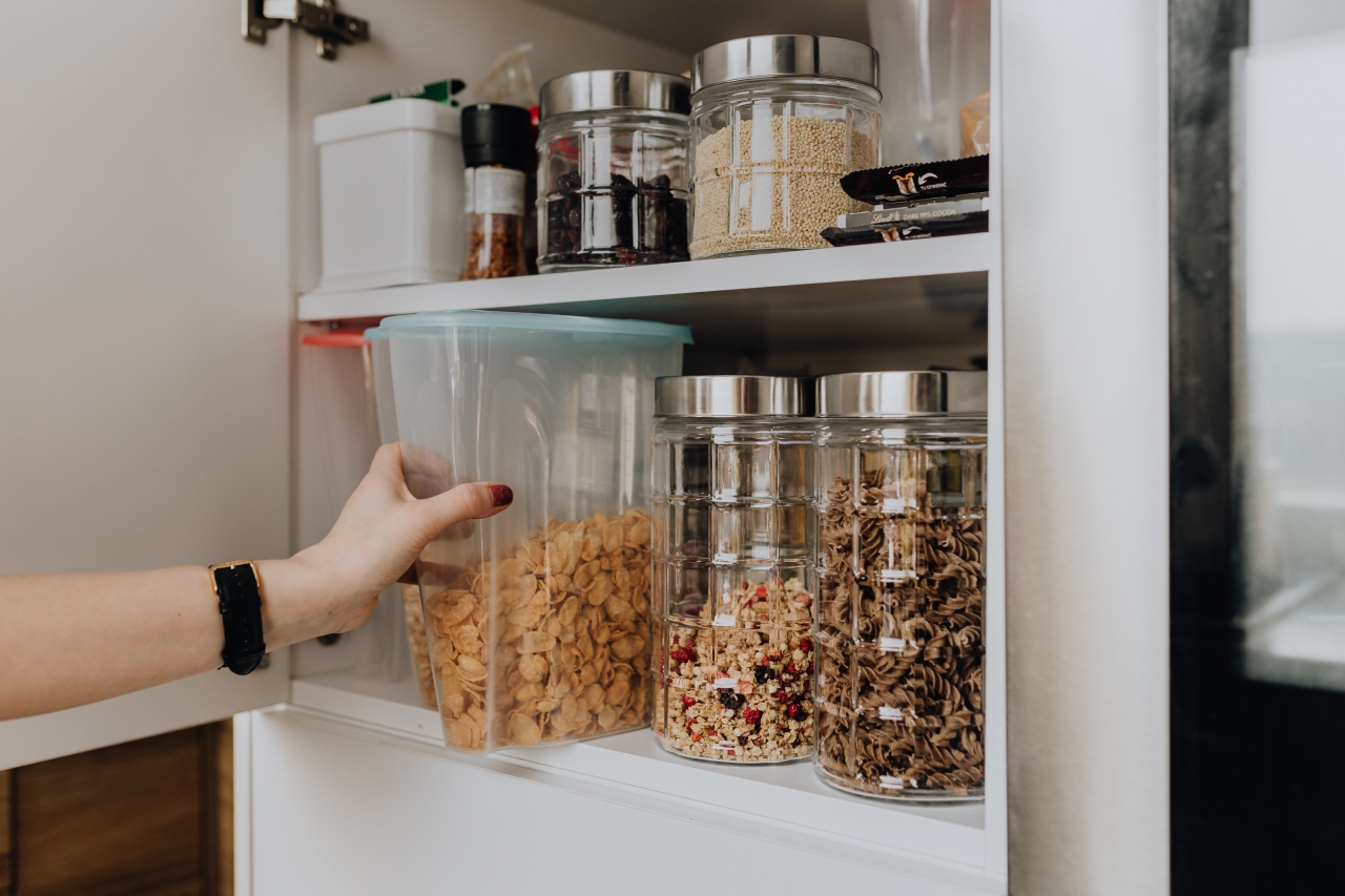 Spring Cleaning: Deep Clean Your Cupboards – Christian Homemaking